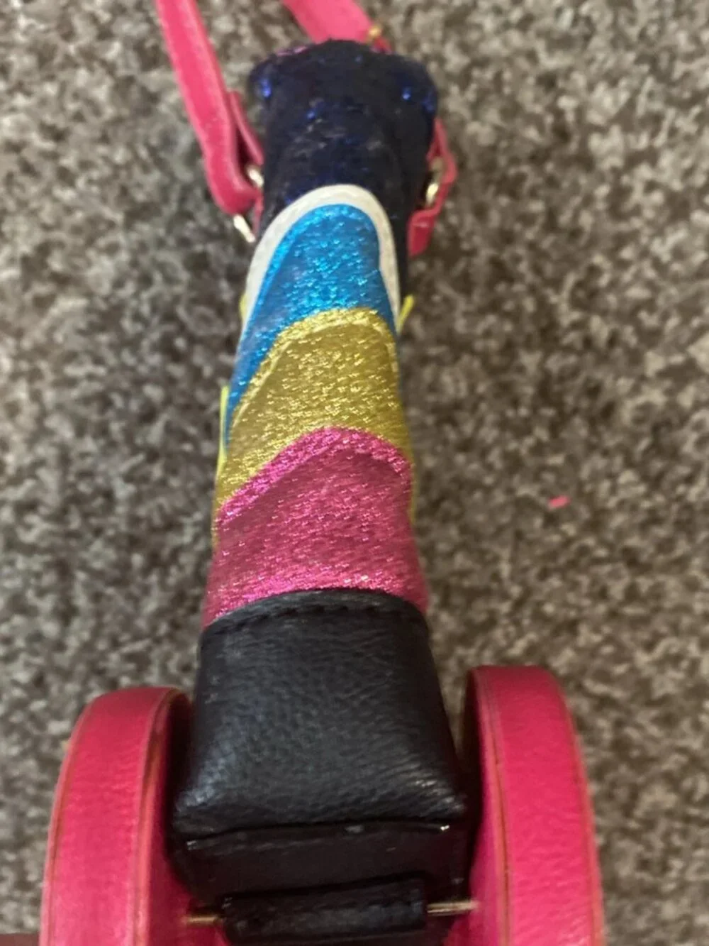 Betsey Johnson Roller Skate Blue Pink Yellow Rainbow Glitter Crossbody Bag Purse - Picture 7 of 12